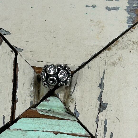 Authentic PANDORA Sterling Silver Clear CZ Charm PRIMROSE PATH #790330CZ - Picture 1 of 5